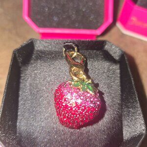 Strawberry charm
